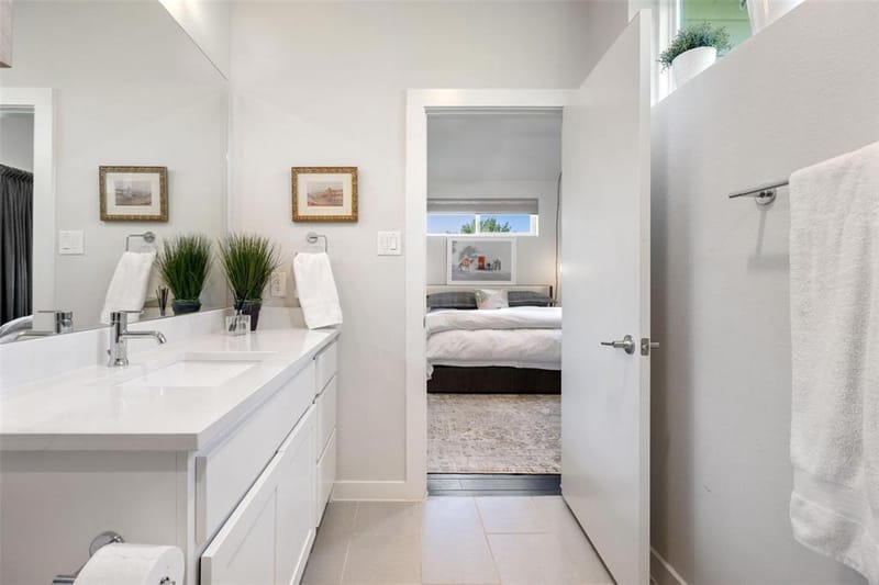1269 Clifftop Lane, Dallas TX 75208 - Photo 14