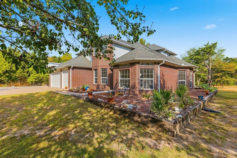 399 County Road 4101, Greenville TX 75401 - Photo 3