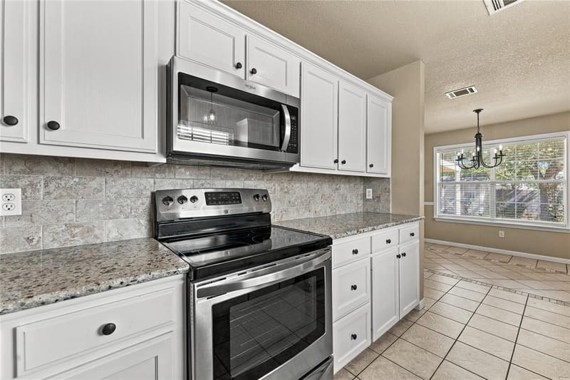624 Willow Creek Drive, Hewitt TX 76643 - Photo 20