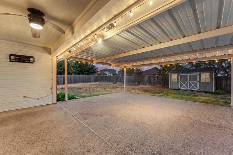 624 Willow Creek Drive, Hewitt TX 76643 - Photo 31