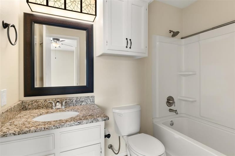 716 W Mulberry Street # 1C, Denton TX 76201 - Photo 16