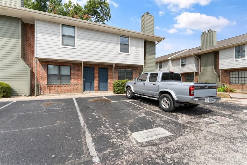 716 W Mulberry Street # 1C, Denton TX 76201 - Photo 3