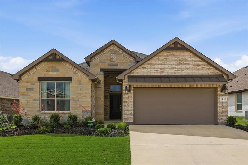1212 Trailblazer Way, Northlake TX 76247