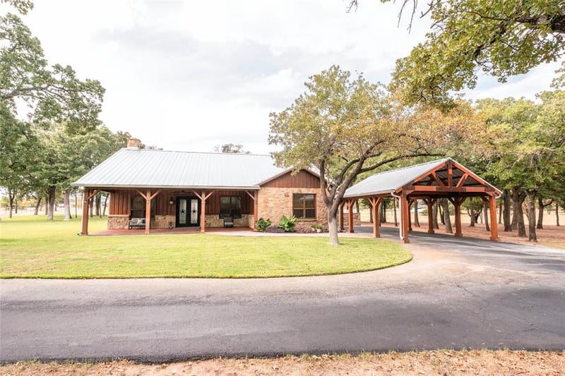 423 Brazos Street, Bowie TX 76230 - Photo 18