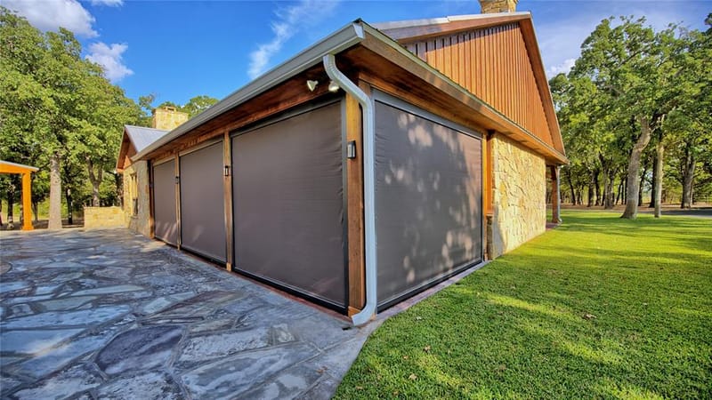 423 Brazos Street, Bowie TX 76230 - Photo 4