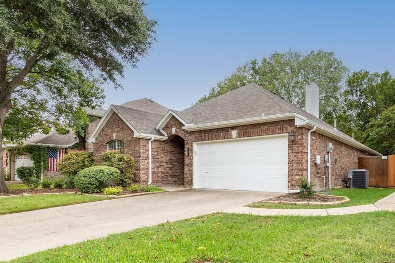 924 Inland Lane, McKinney TX 75072 - Photo 2