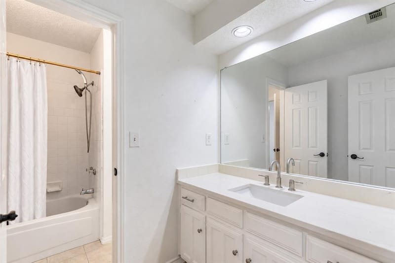 2108 Oakmeadow Place, Bedford TX 76021 - Photo 17