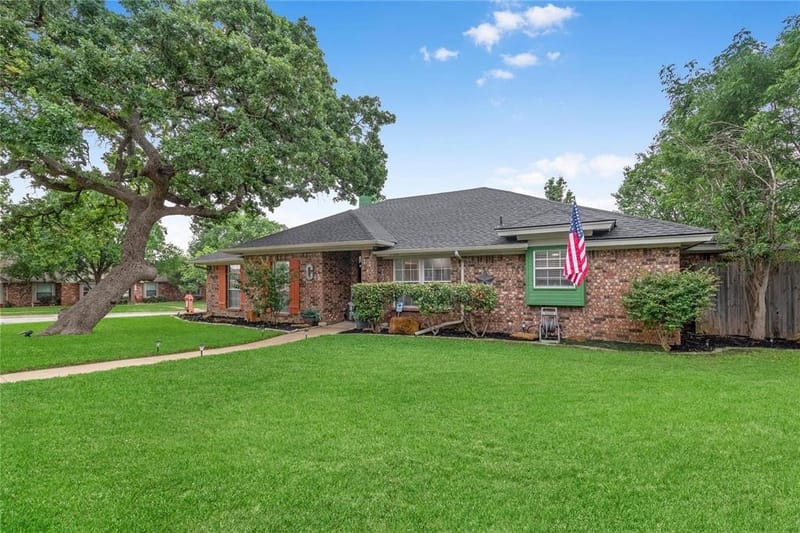 2108 Oakmeadow Place, Bedford TX 76021 - Photo 24