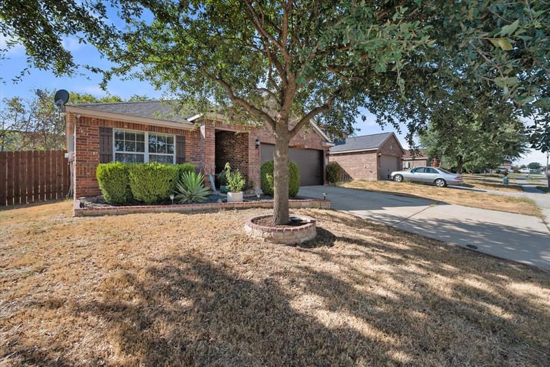 1008 Primrose Drive, Sanger TX 76266 - Photo 4