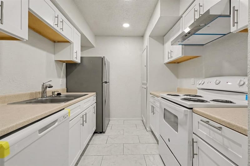 9696 Walnut Street # 502, Dallas TX 75243 - Photo 3