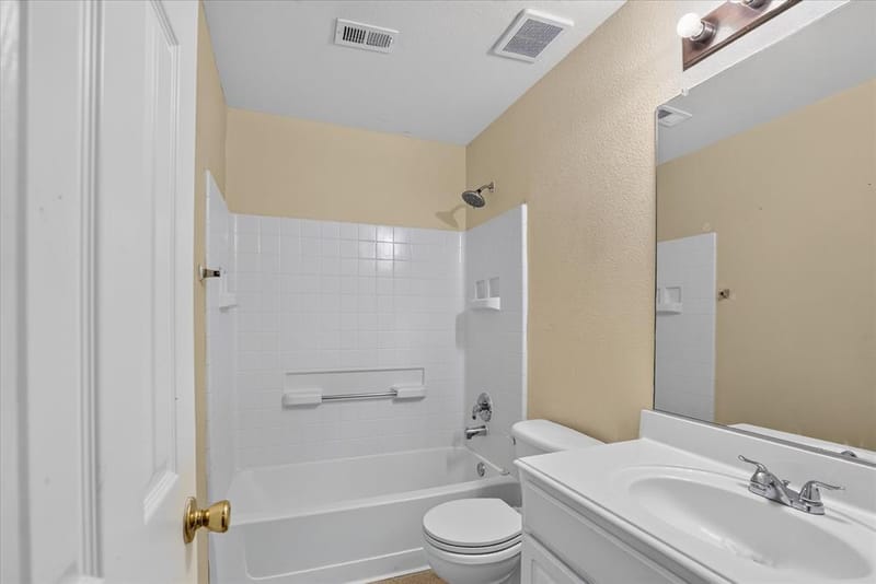 3041 Meadowbrook Drive, Grand Prairie TX 75052 - Photo 27
