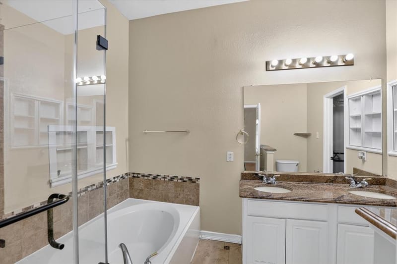 3041 Meadowbrook Drive, Grand Prairie TX 75052 - Photo 16