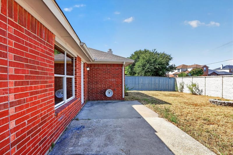3041 Meadowbrook Drive, Grand Prairie TX 75052 - Photo 28