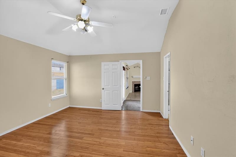 3041 Meadowbrook Drive, Grand Prairie TX 75052 - Photo 15