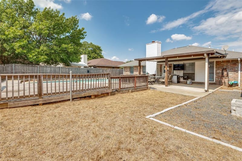 500 Bayberry Lane, Euless TX 76039 - Photo 23