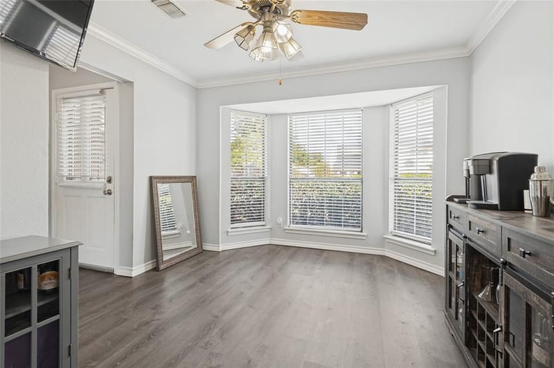 500 Bayberry Lane, Euless TX 76039 - Photo 6