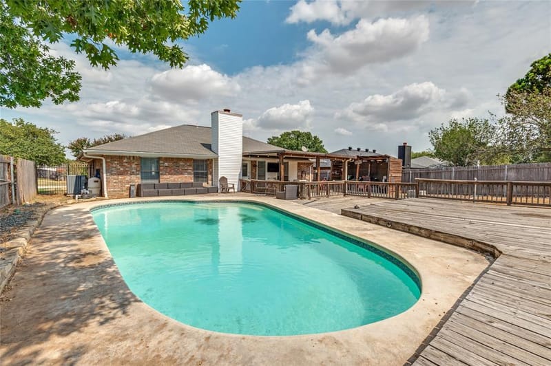 500 Bayberry Lane, Euless TX 76039 - Photo 24