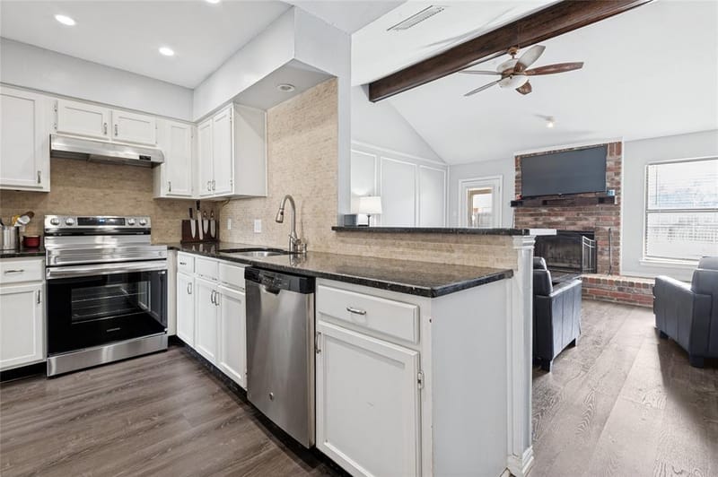 500 Bayberry Lane, Euless TX 76039 - Photo 15