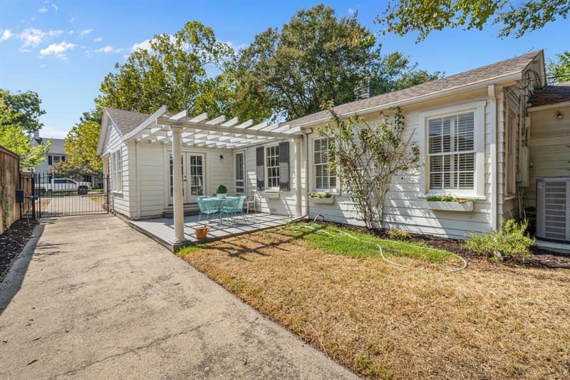 4058 Modlin Avenue, Fort Worth TX 76107 - Photo 30