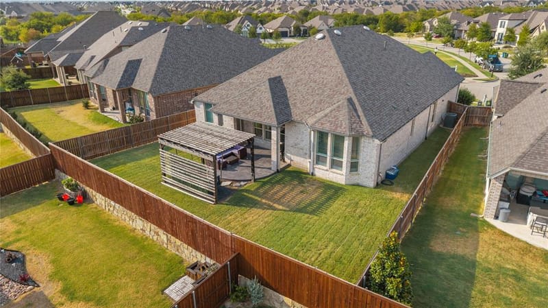 1124 Walker Way, Aubrey TX 76227 - Photo 32