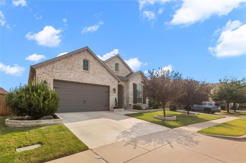 1124 Walker Way, Aubrey TX 76227 - Photo 34