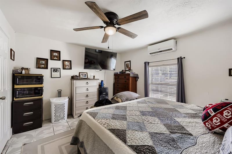 400 S 3rd Street, Grandview TX 76050 - Photo 21