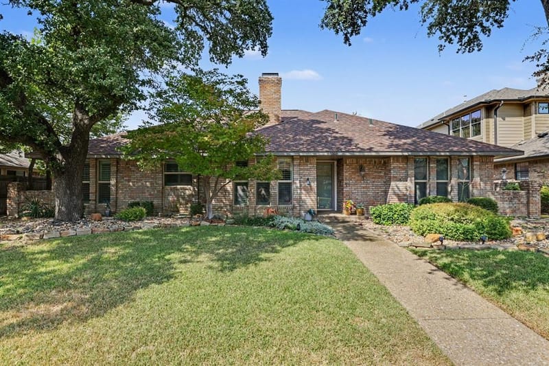 6503 Barfield Drive, Dallas TX 75252 - Photo 2