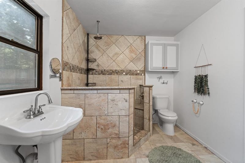 312 Trailwood Drive, Joshua TX 76058 - Photo 29