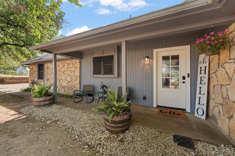 312 Trailwood Drive, Joshua TX 76058 - Photo 4