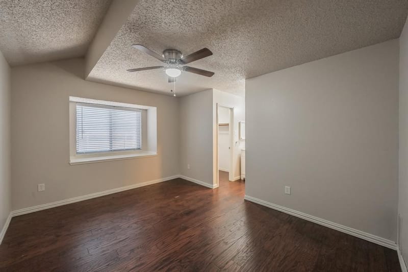 6402 Valleybrooke Court, Arlington TX 76001 - Photo 28