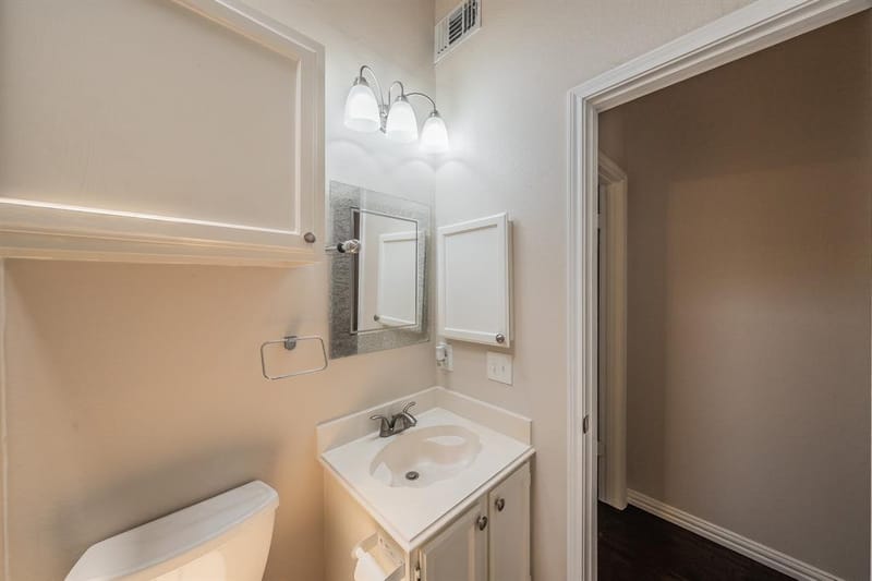 6402 Valleybrooke Court, Arlington TX 76001 - Photo 24