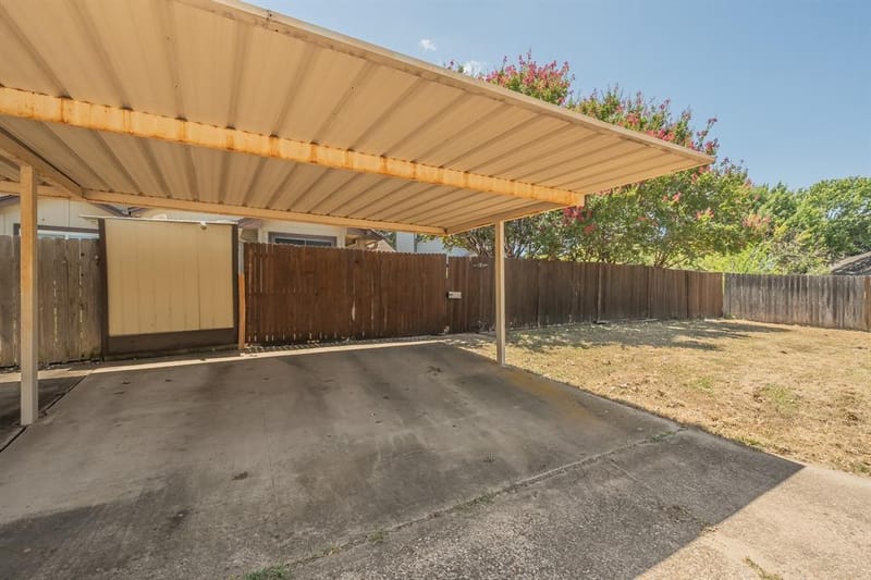 6402 Valleybrooke Court, Arlington TX 76001 - Photo 38