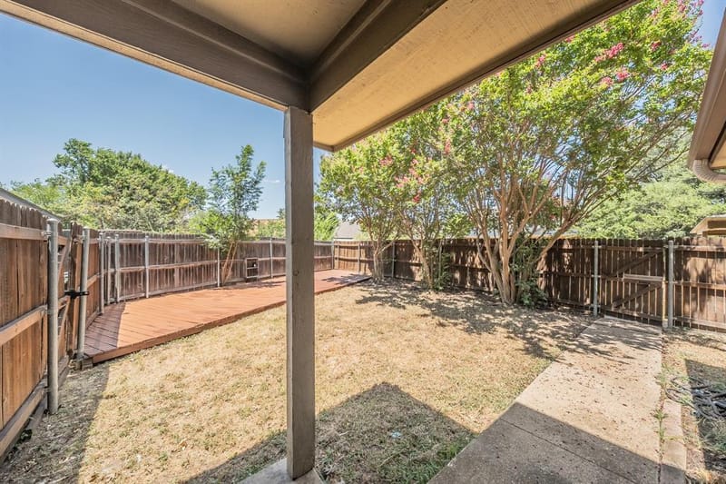 6402 Valleybrooke Court, Arlington TX 76001 - Photo 33