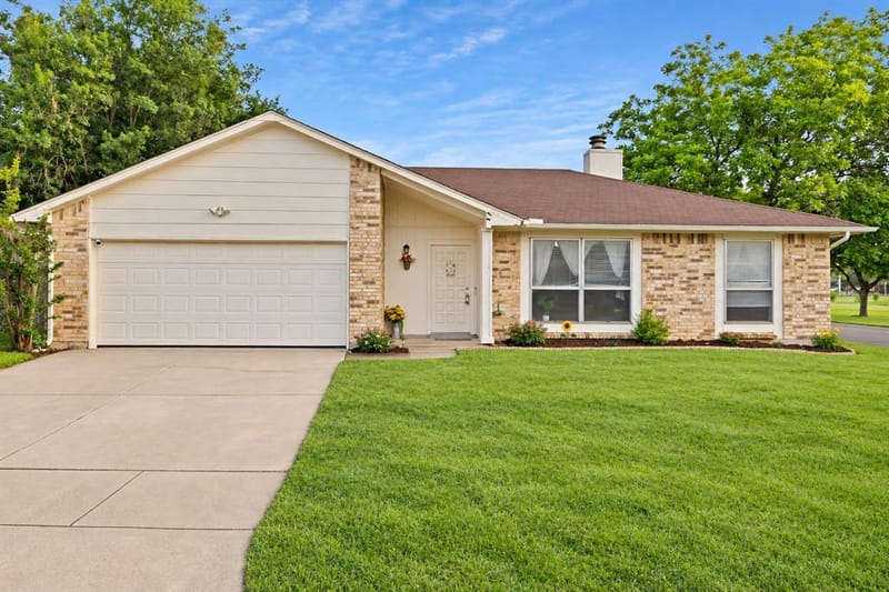 7357 Channel View Drive, Fort Worth TX 76133