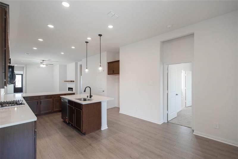 8716 Saratoga Street, Aubrey TX 76227 - Photo 5