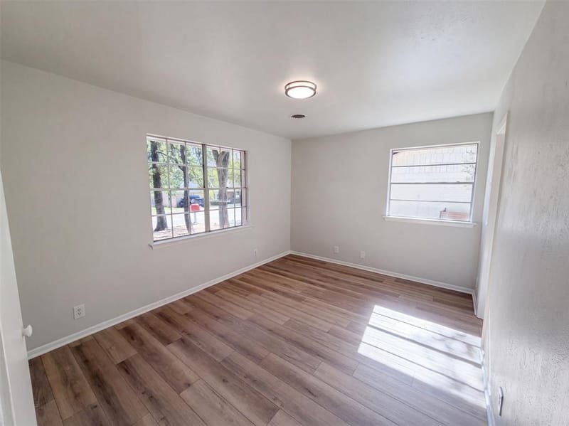 1229 King Drive, Bedford TX 76022 - Photo 7