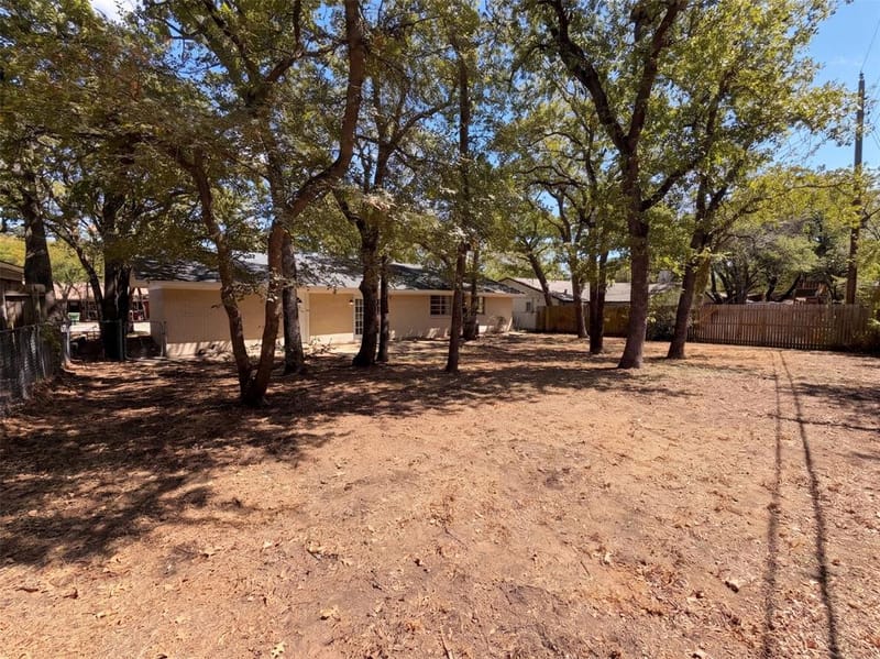 1229 King Drive, Bedford TX 76022 - Photo 21