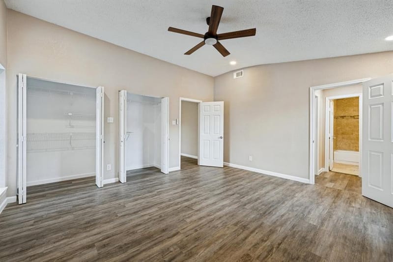 1509 Caplin Drive, Arlington TX 76018 - Photo 16