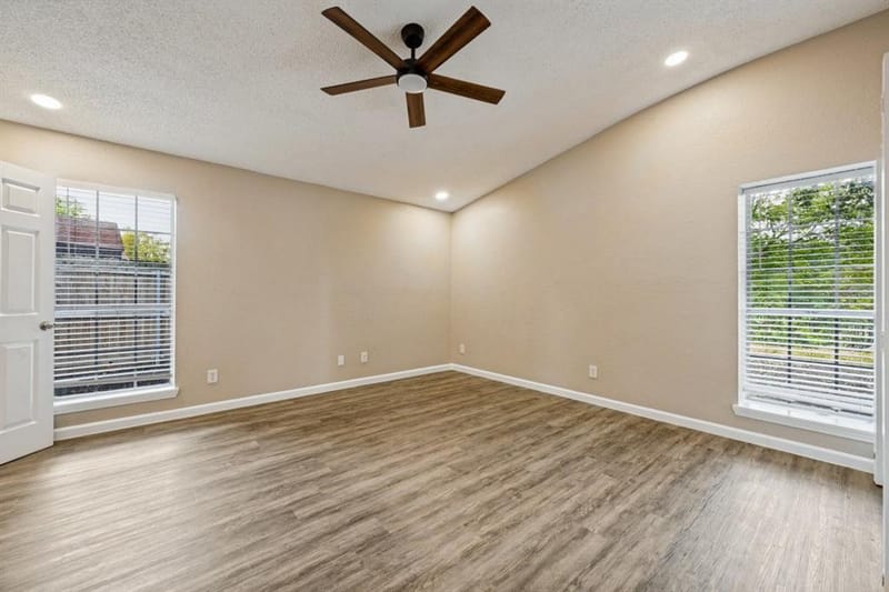 1509 Caplin Drive, Arlington TX 76018 - Photo 15