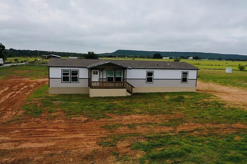 11 Kenzi Drive, Mineral Wells TX 76067 - Photo 2