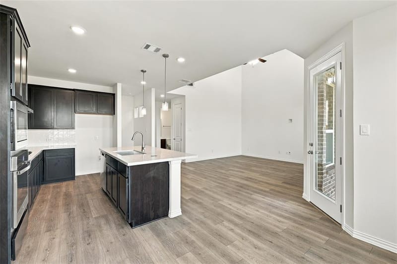 16517 Japanese Maple Drive, Fort Worth TX 76247 - Photo 7