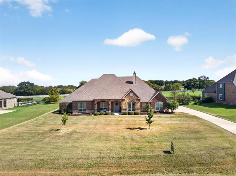 225 Diamond Rose Drive, Burleson TX 76028 - Photo 38