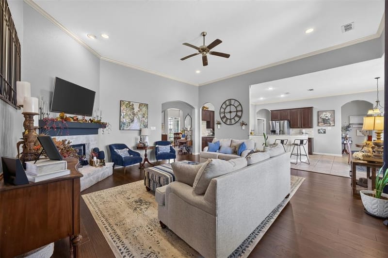 225 Diamond Rose Drive, Burleson TX 76028 - Photo 18