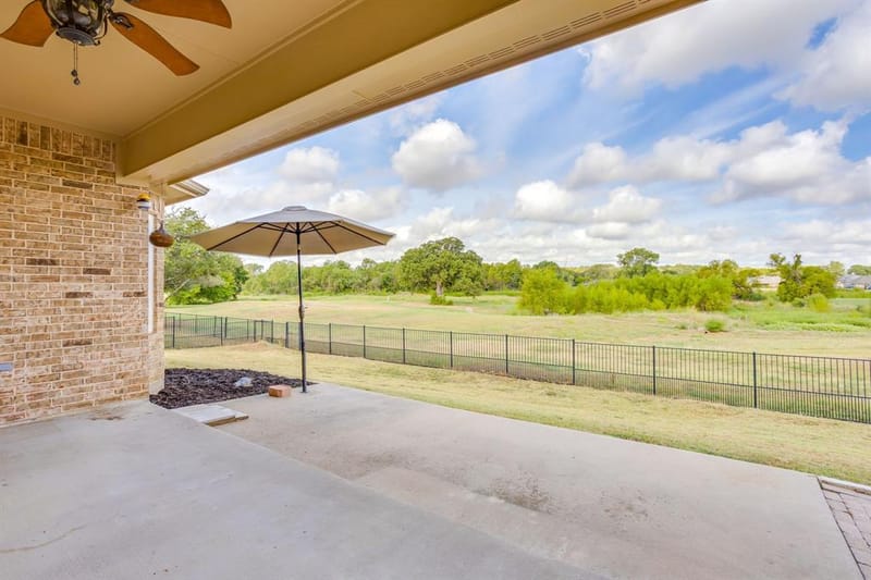 703 Country Club Drive, Joshua TX 76058 - Photo 36