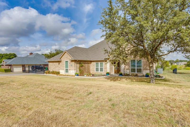 703 Country Club Drive, Joshua TX 76058 - Photo 8