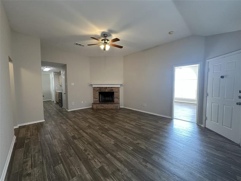 1409 Misty Meadow Drive, Midlothian TX 76065 - Photo 6