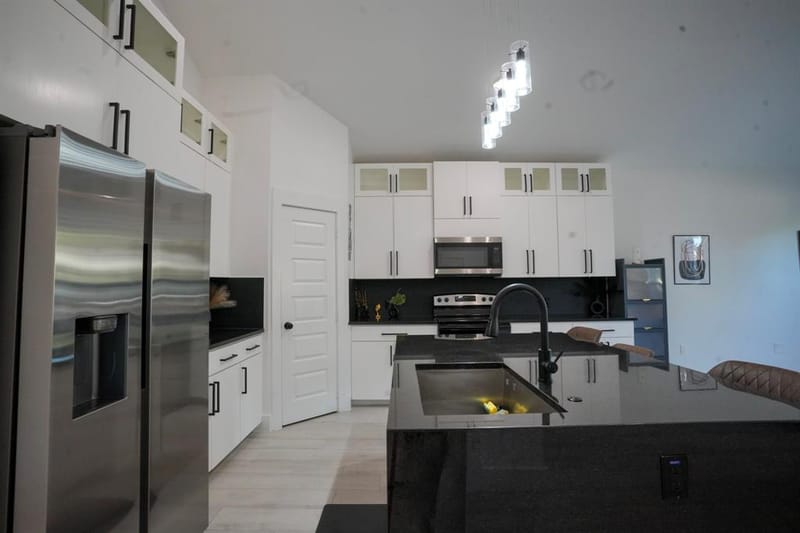 4523 Solar Lane, Dallas TX 75216 - Photo 7