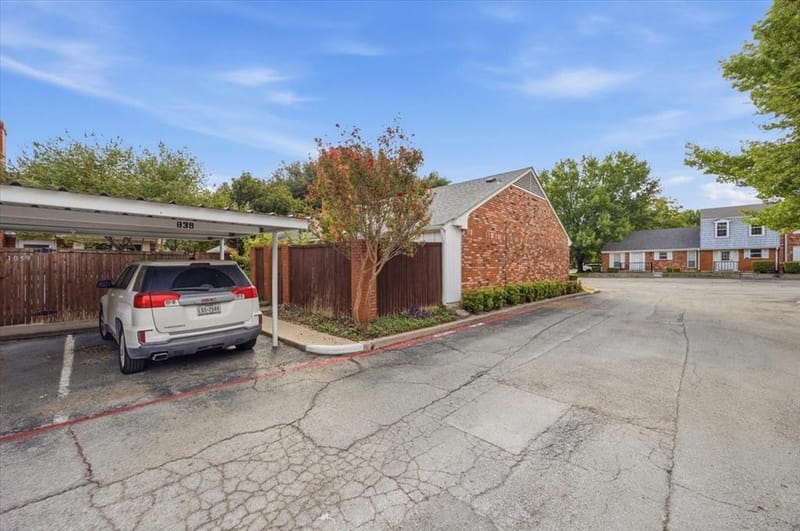 1061 Roaring Springs Road, Fort Worth TX 76114 - Photo 22