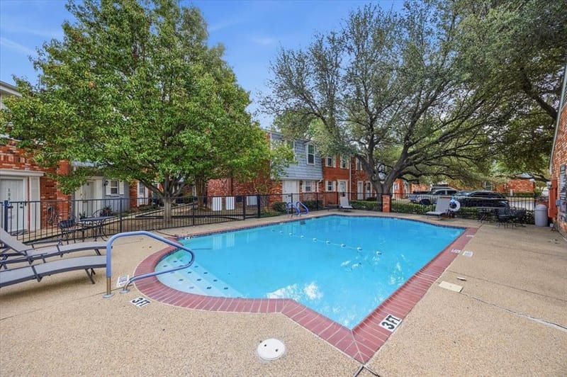 1061 Roaring Springs Road, Fort Worth TX 76114 - Photo 24