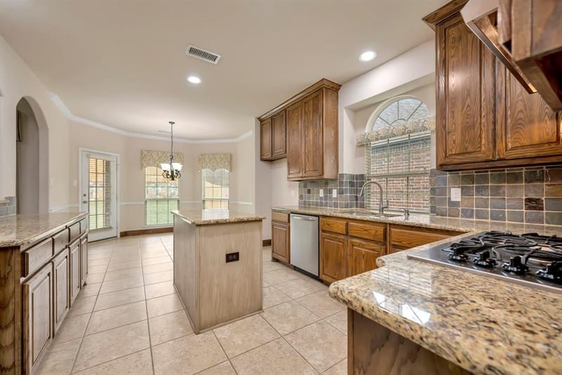 6001 Lacebark Elm Drive, Fort Worth TX 76123 - Photo 12